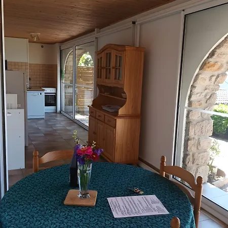 De L'escourbis בית נופש Vernon (Ardeche)